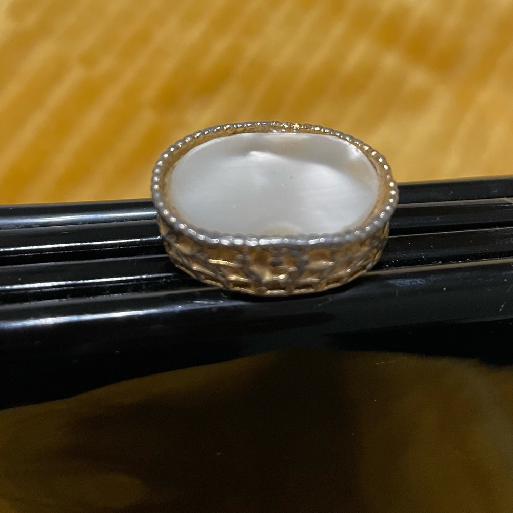 Gorgeous Vintage Black Clutch Purse w. Mother of Pearl Clasp NEW YEARS EVE!